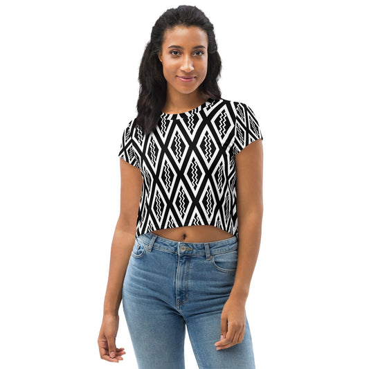 YOWNII Pattern Crop Tee